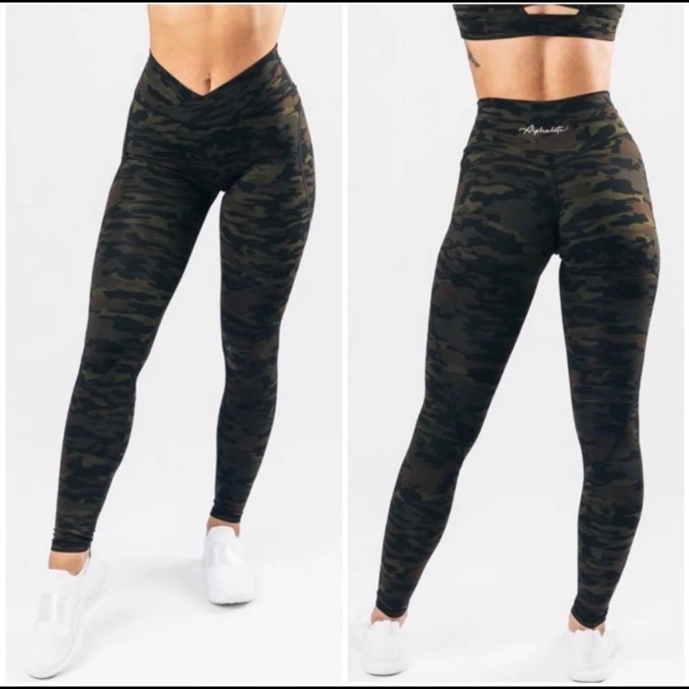 Alphalete Surface Power Camo Leggings